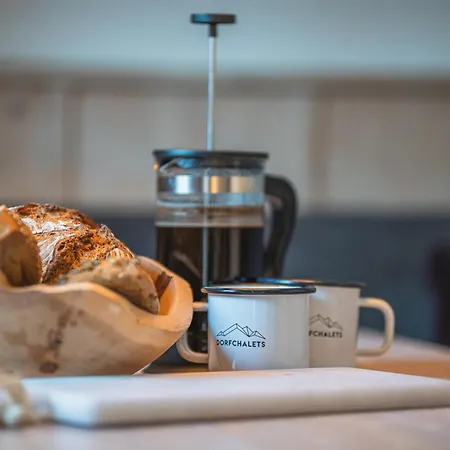 Dorfchalets - Dora Inkl Tauern Therme Eintritt & Sommerkarte بيت للعطل كابرون