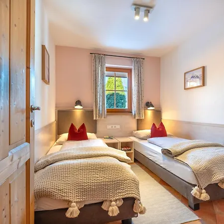 بيت للعطل Dorfchalets - Dora Inkl Tauern Therme Eintritt & Sommerkarte كابرون