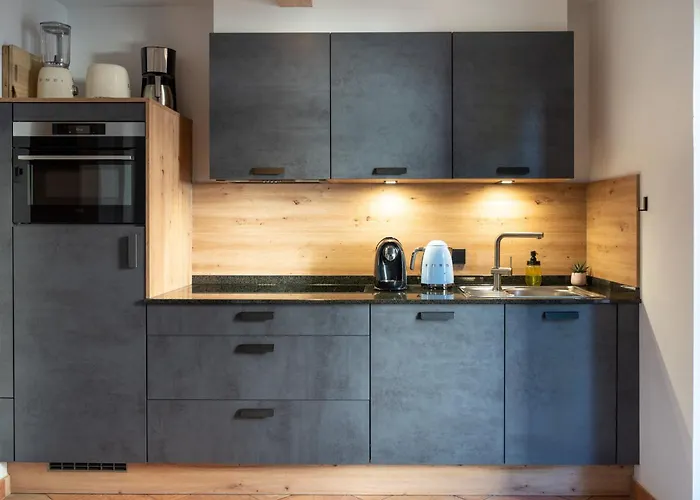 Dorfchalets - Dora Inkl Tauern Therme Eintritt & Sommerkarte