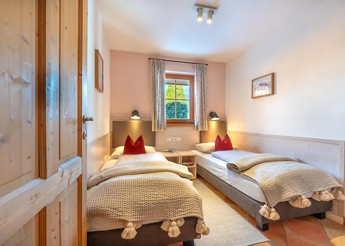 Ferienhaus Dorfchalets - Dora Inkl Tauern Eintritt&sommerkarte Kaprun