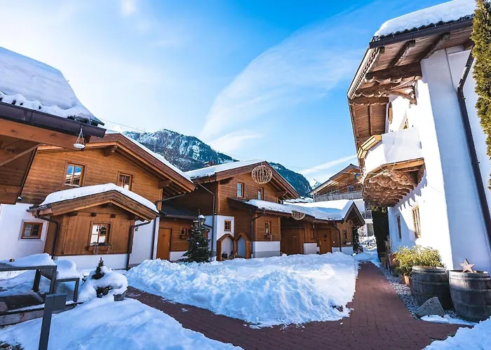 Dorfchalets - Dora Inkl Tauern Therme Eintritt & Sommerkarte Holiday home Kaprun